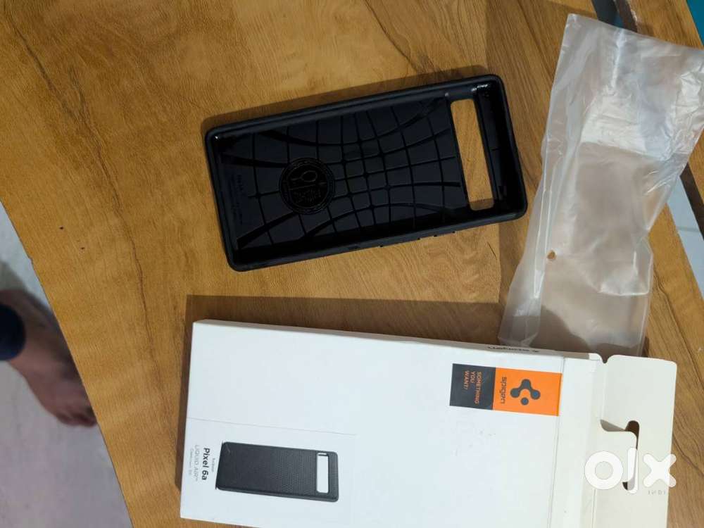 Pixel 6a spegin case black orignal new