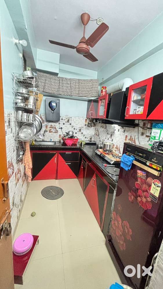 FULLY MAINTAINED FLAT