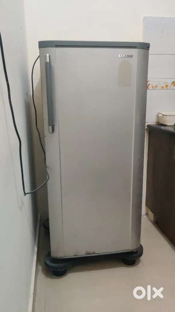 Single Door Fridge - Excelent Condition