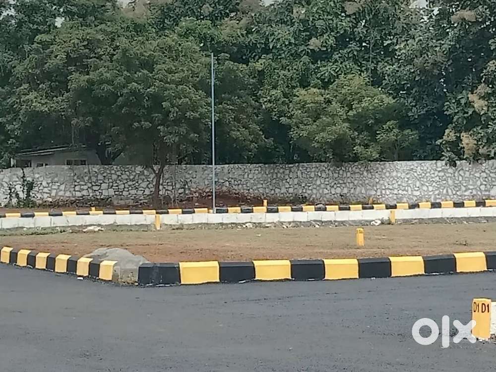 LOW BUDGET PLOTS AT GUDUVANCHERY LOCATION