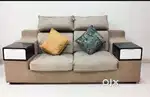 Table with four drops sofa also