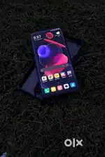 Ram6 ,rom 128,  Snapdragon855,amoled, pop upcamera, display fingerprnt