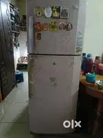 Lg 260 ltrs Double.Door 10years old