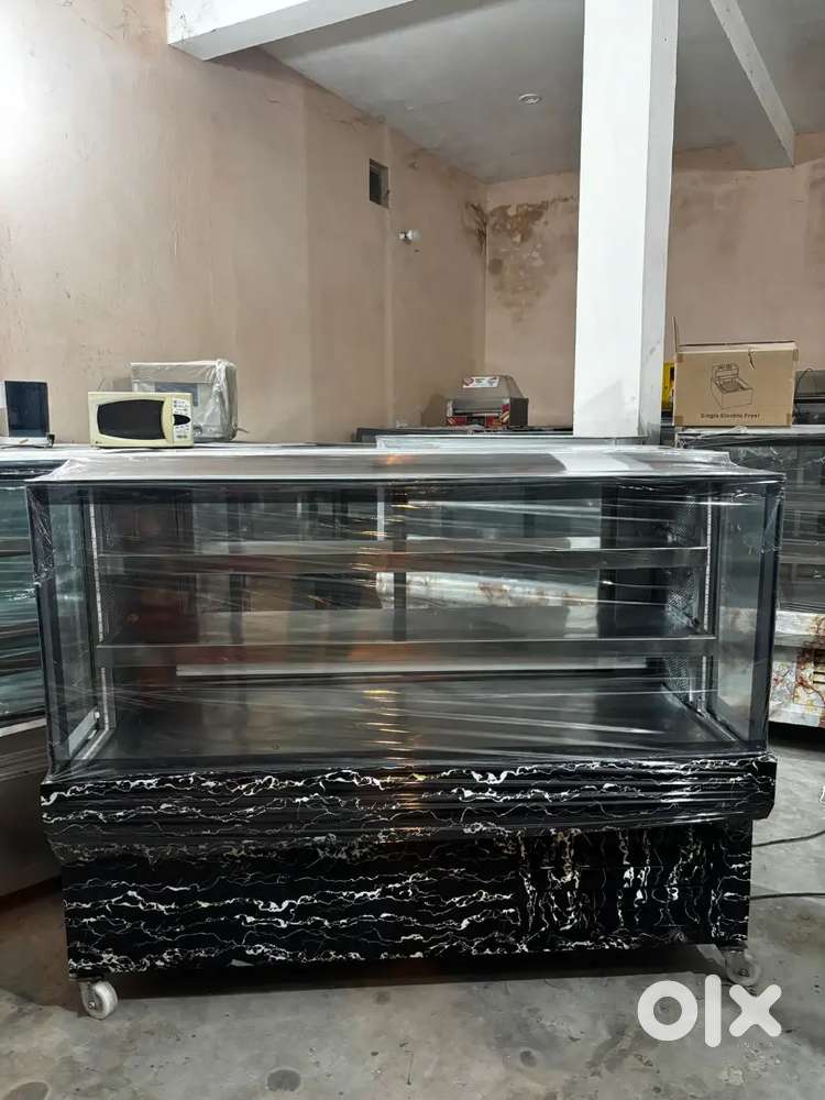 Display fridge sweet counter