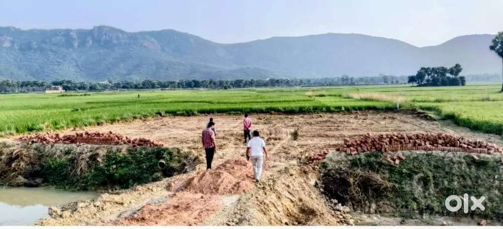 राजगीर प्लॉट क्रिकेट स्टेडियम और नालंदा यूनिवर्सिटी के नजदीक