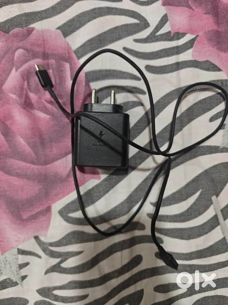 Chargers(samsung,oneplus,oppo,vivo,pixel) READ DESCRIPTION