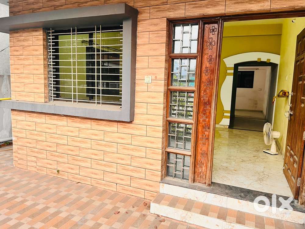 Independent duplex with 3BHK available for rent
