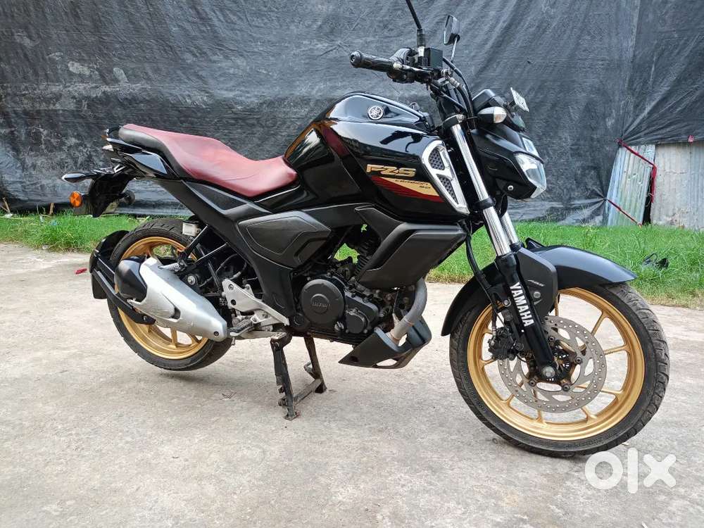Yamaha FZs V3