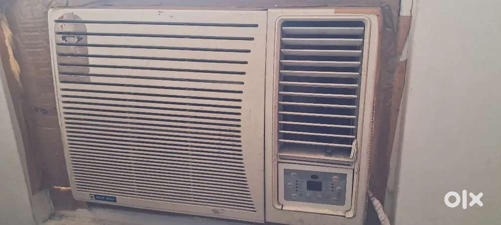 Excellent condition window AC 1Tonne and LG automatic washing Machine