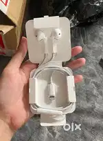 Unused apple earphone
