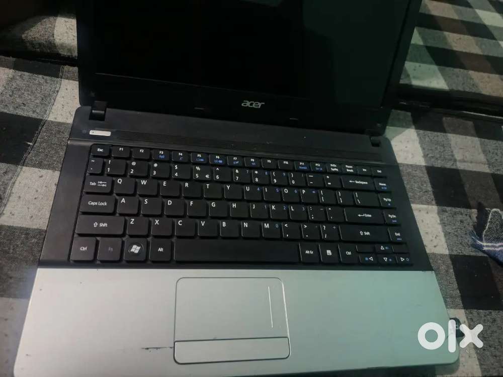 Acer laptop good condition.