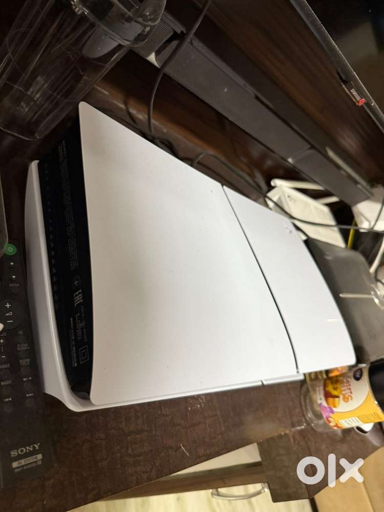 PS5 1TB disc edition, RDR2 and FC26. 8 months old