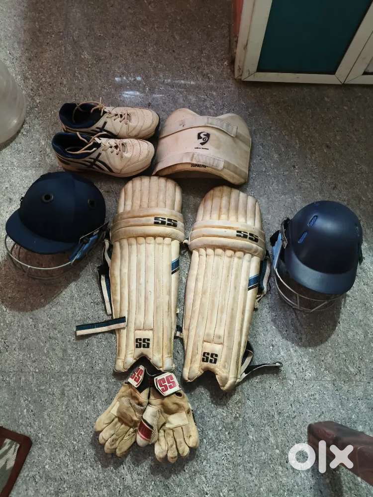 Cricket equipment