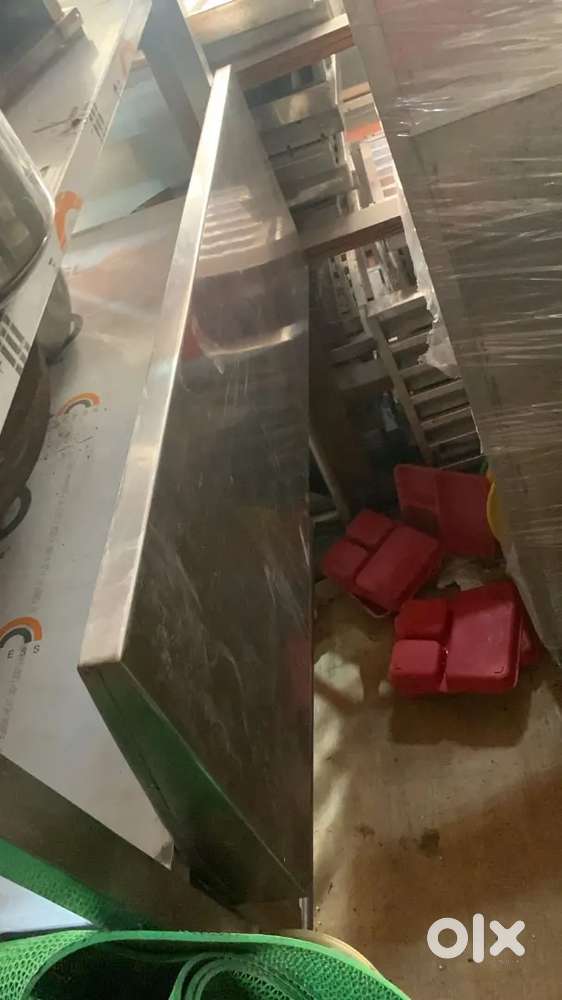 Shop item sweet case