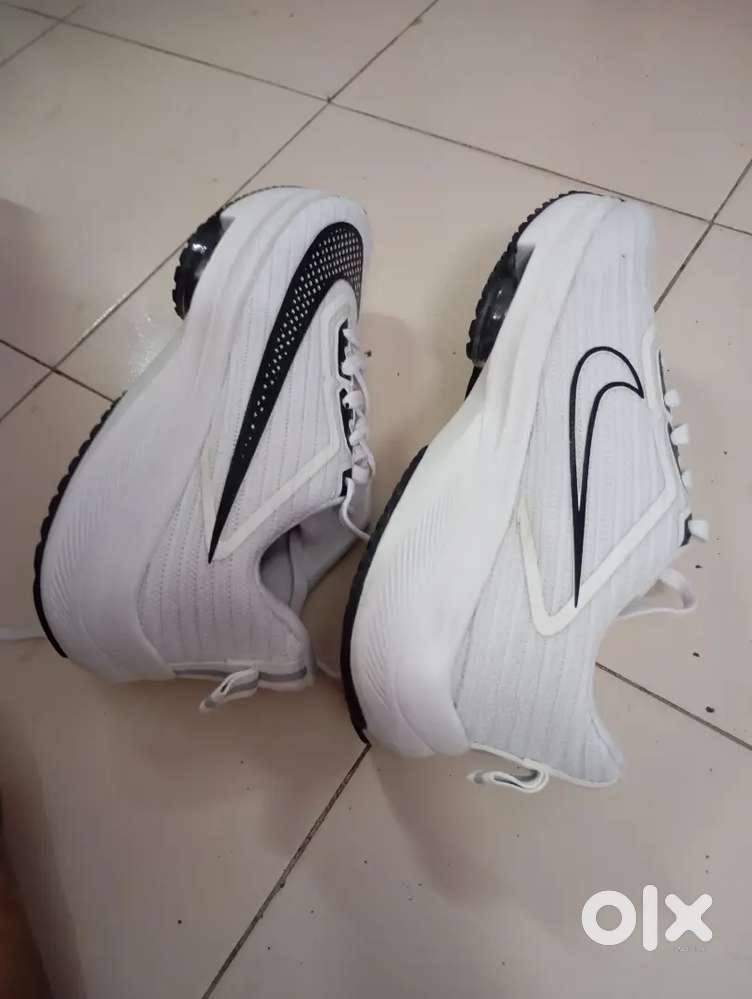 White Nike Style Shoes (Replica) UK 8 NO