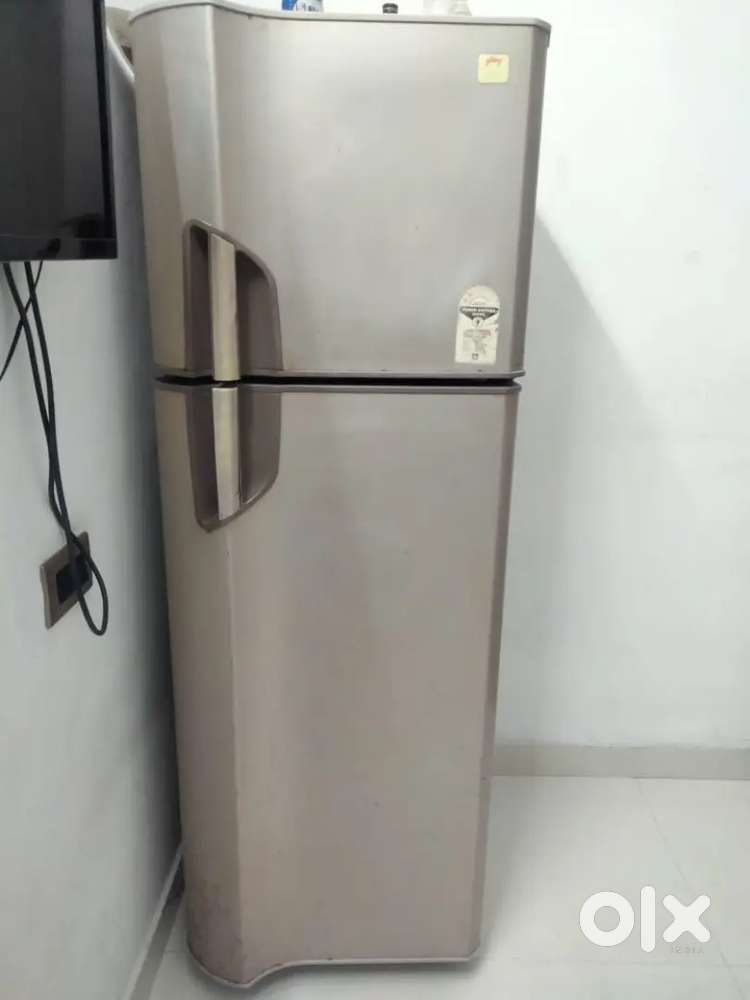 Double door Refrigerator