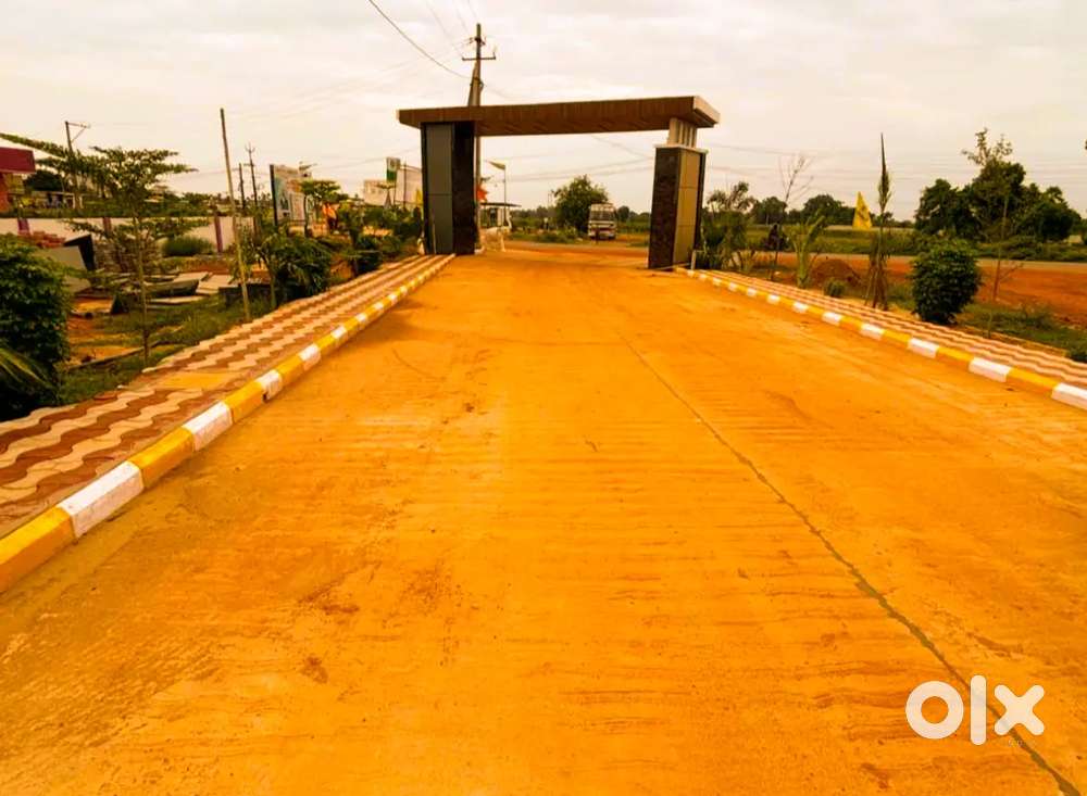 Near houses town plots,25 ankanams,30×60 last 2available nuda approved