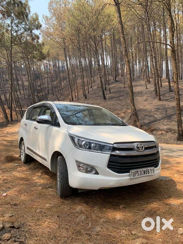 Toyota Innova Crysta