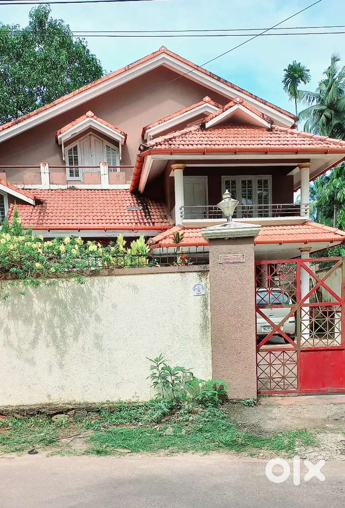 പ്രീമിയം നിലവാരമുള്ള 4 BHK വീട്, കോഴിക്കോട് – പണയത്തിന്