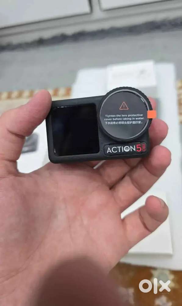 DJI Osmo Action 5 Pro Adventure Combo