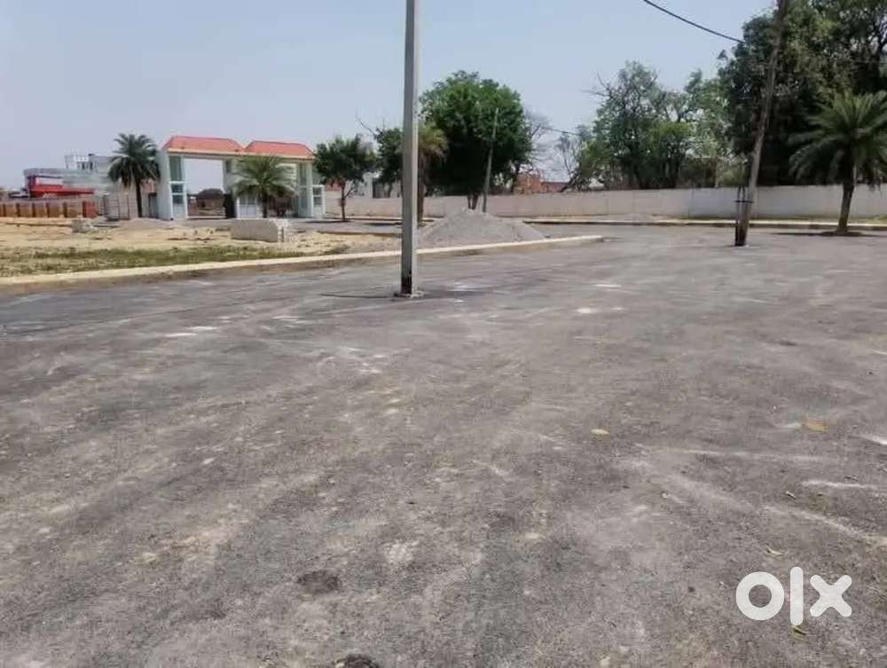 इकाना स्टेडियम प्लासियो मॉल से नजदीक प्लाट ले अप्रूव्ड सोसायटी में