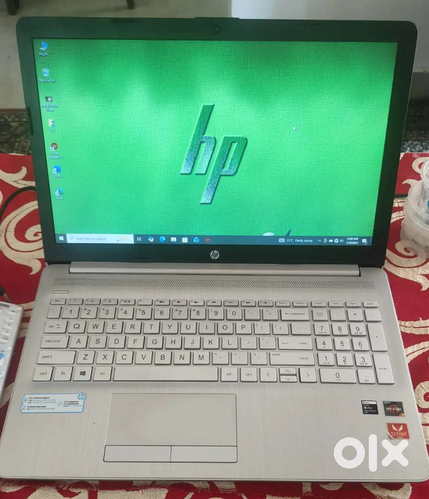 hp razion 3 8gb 256 NVME