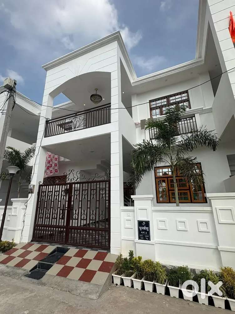 सवीना पेट्रोल पंप से मात्र 2 किलोमीटर की दूरी पर मकान बेचना हे