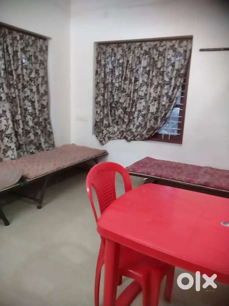 PG accommodation for ladies with homely food