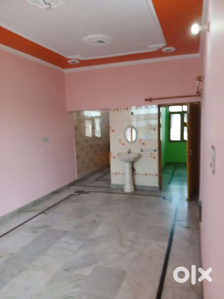 HOUSE FOR RENT