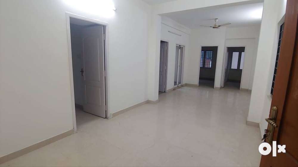 3BHK Spacious Resale Apartment, Jeyachandran Nagar, Behind Fantastic J