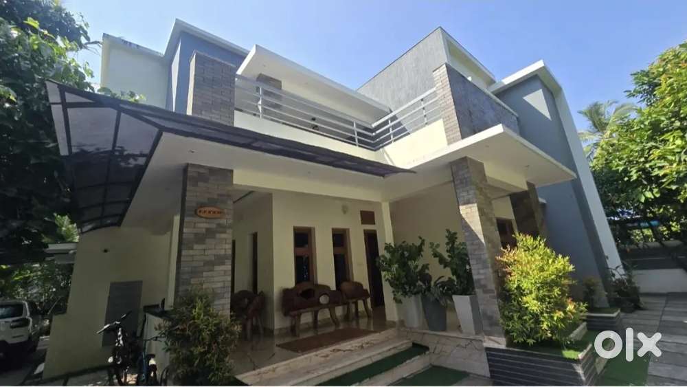 4 BHK House for sale at Chevarambalam, Kozhikode. 12.50 cents of land