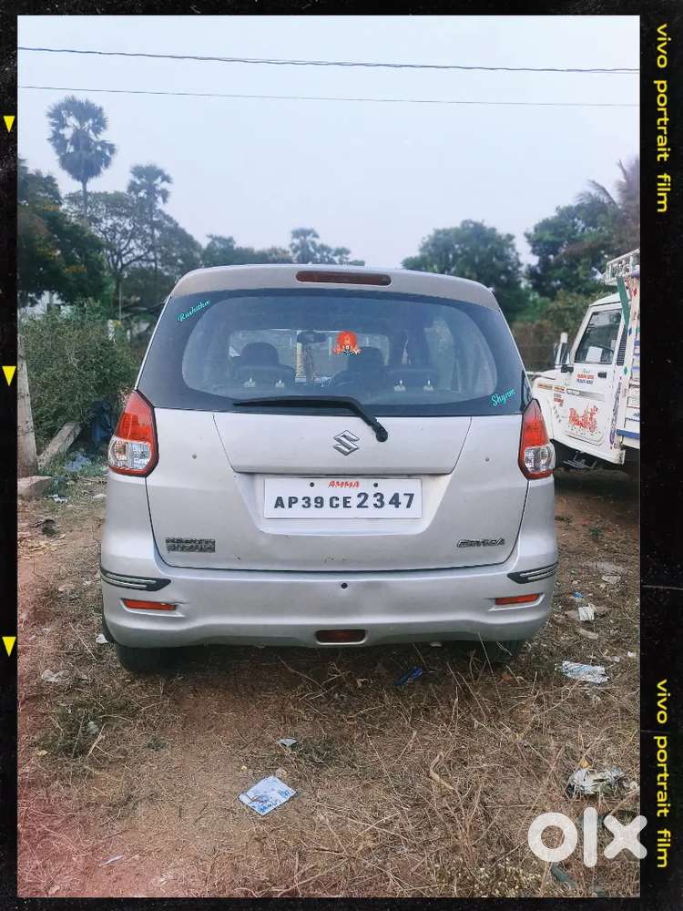 Maruti Suzuki Ertiga 2013