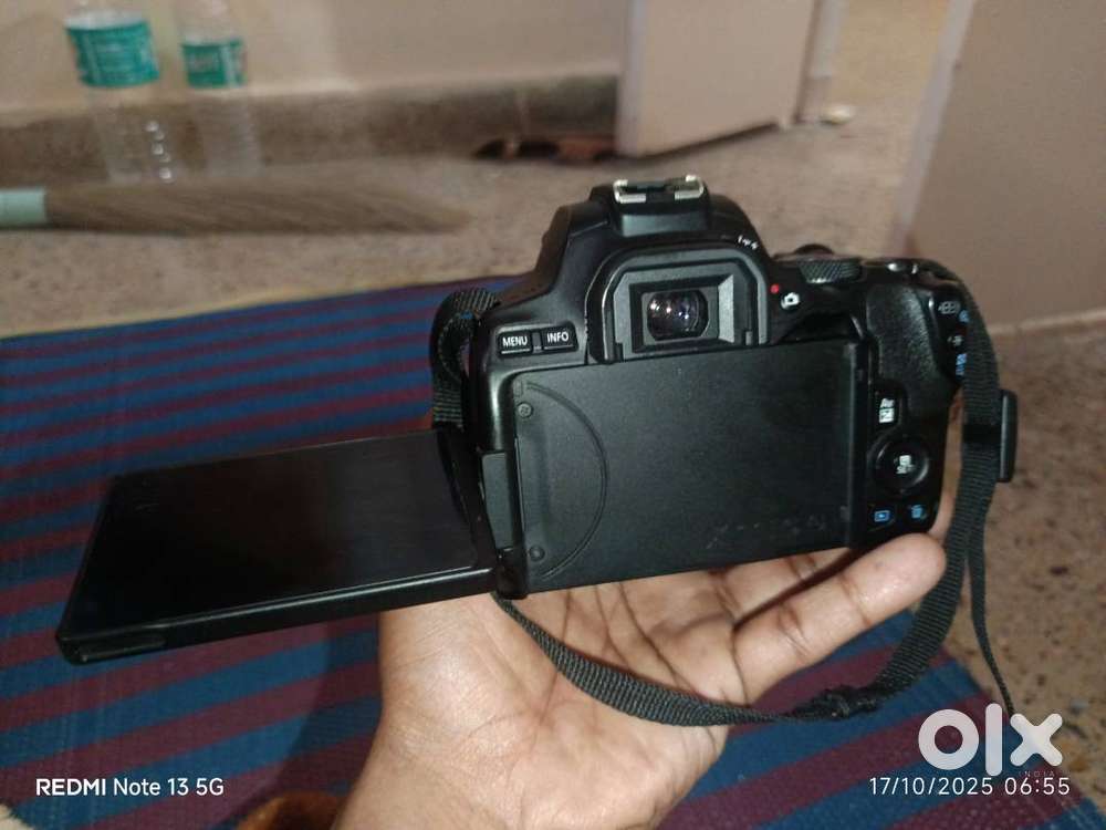 Canon eso 200 D mark II