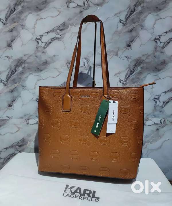 Branded ladies bags and travel bags