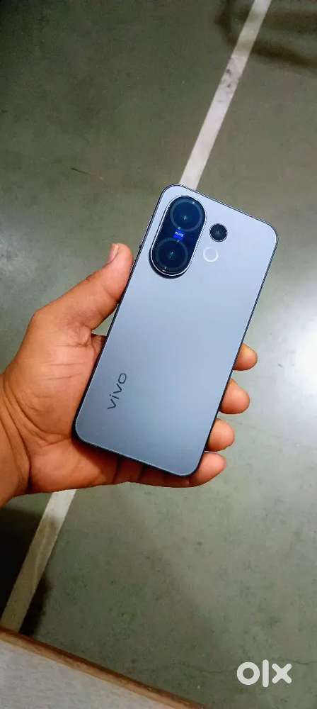 I want to sell VIVO X200Fe 12/256 GB NEW  1 MONTH USED