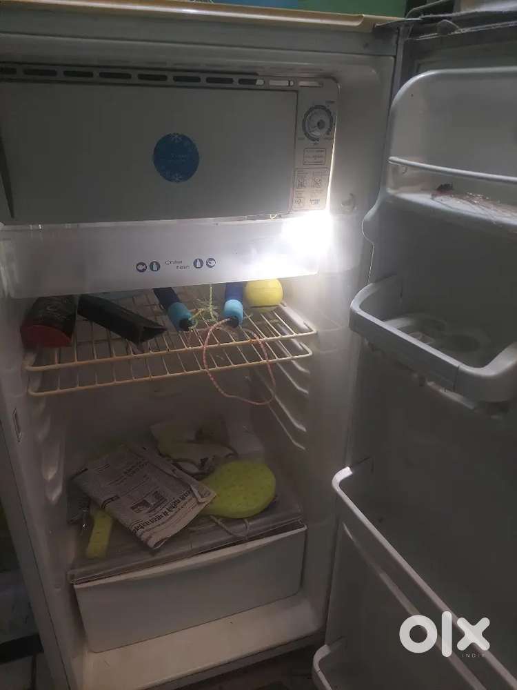 Refrigerator LG 180Ltr with Stand