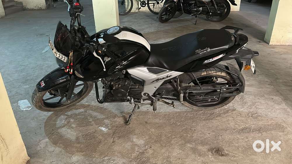 TVS Apache RTR 160 4V – Excellent Condition  Single Owner