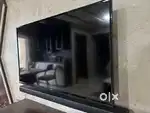 VU TV 40 Inch - Smart TV