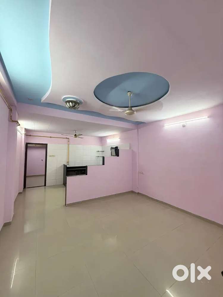 Rant of flat family..deposit 20,000/-Light bill alg thie