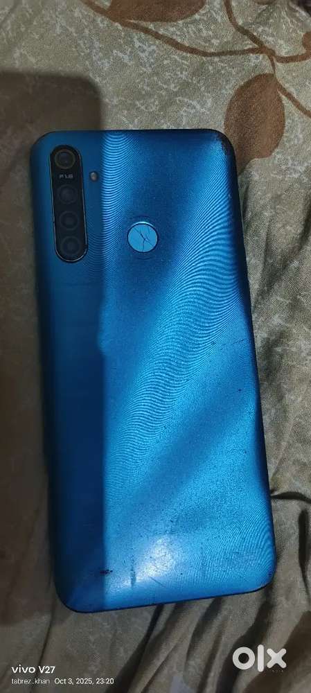 1 sal 6 month ka phone hn