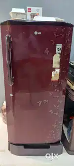LG fridge in working condition(Need to fill the GAS only.)