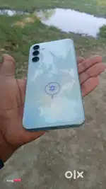 Samsung Glaxy f15 5g[no barging] jis bhai ko lena hai wahi massage kre