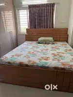 King size bed with kurlon mattress