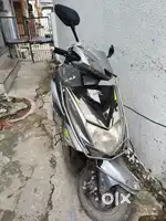 Electric scooty