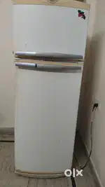 Whirlpool Refrigerator 300Ltr good condition for sell