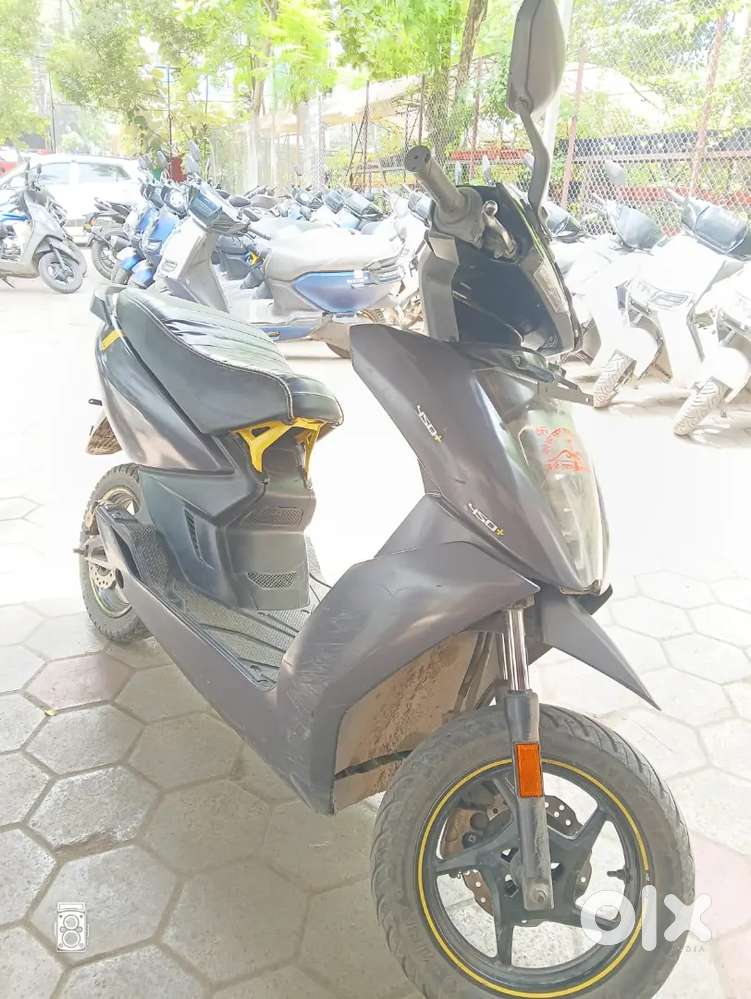 Ather 450+(2022) - Excellent condition, battery health 100%