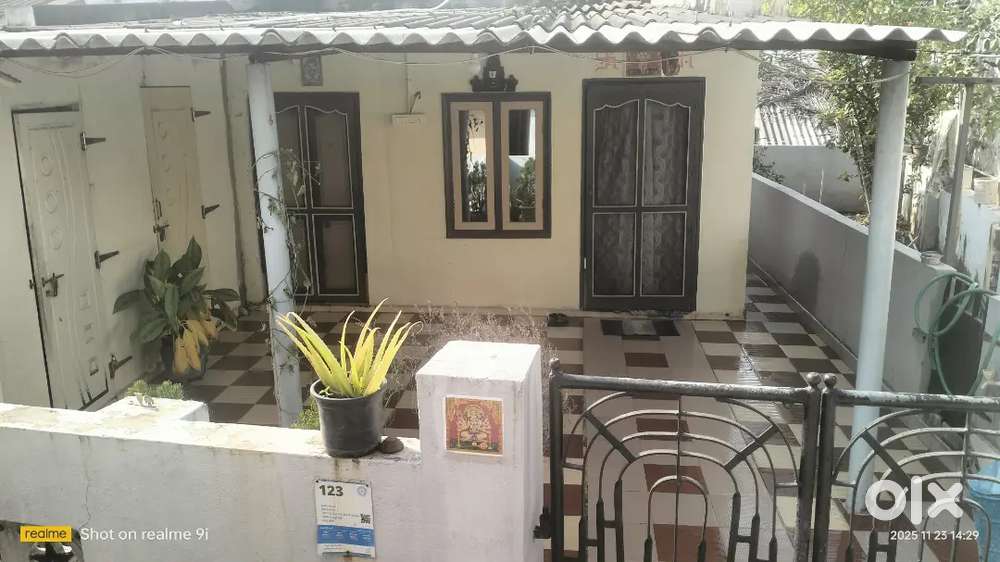 Argent sale indvidual house good vasthu  east & west facings