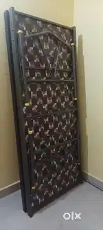 Metal single 2 beds