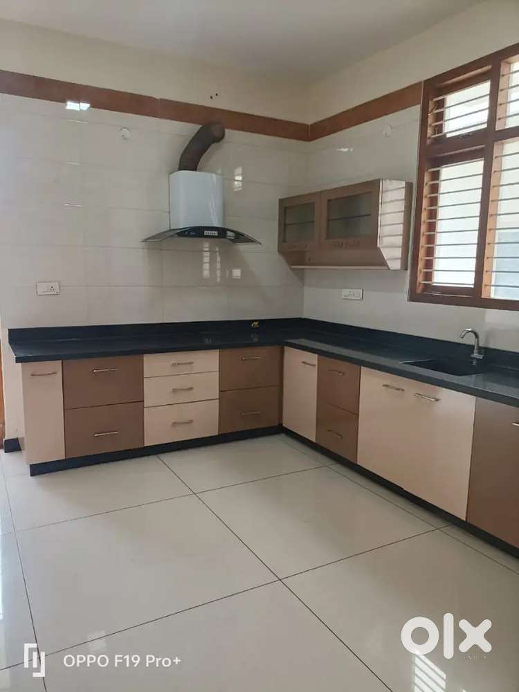 40/60 3 BHK first ground floor house for rent near kanakadas Nagar