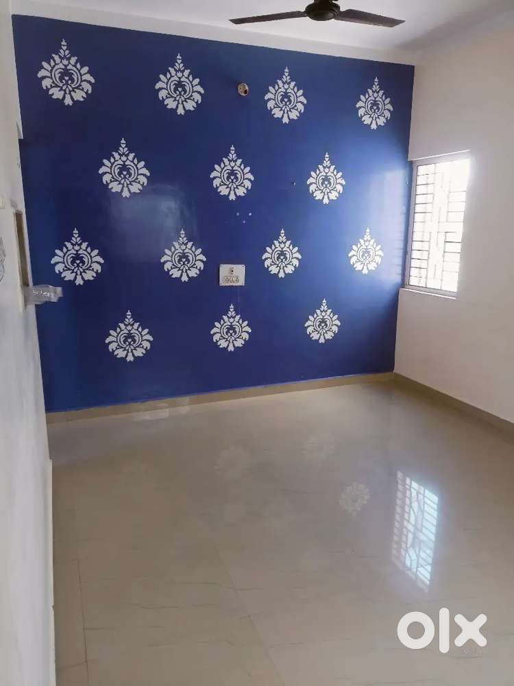 2 BHK HOUSE FOR RENT 1 ST FLOOR